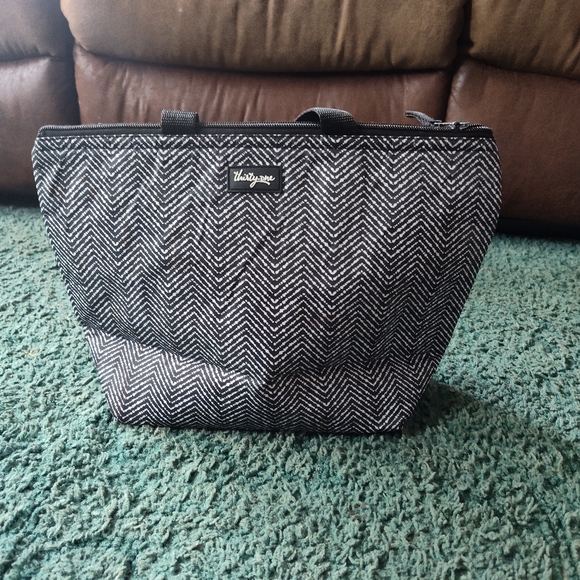 Thirty-one Black and White Herringbone Lunch Tote Bag - Picture 1 of 8